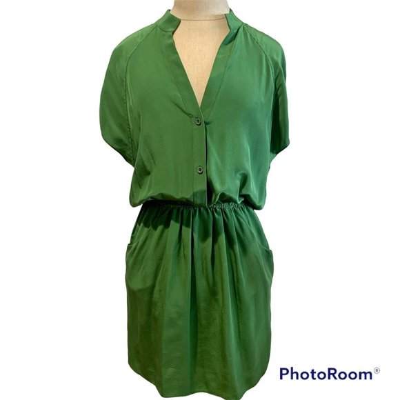 green emerald velvet dress alice + olivia Women's Julietta Mini Slip Dress, Emerald, Green, 0 at  Amazon Women's Clothing store